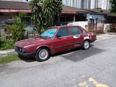 BMW 525i 25i in Petaling Jaya, SGR