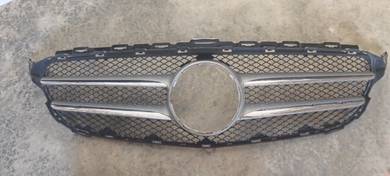 Mercedes W205 C-Class (2016) Front Grille