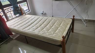 Single Bed (One set)