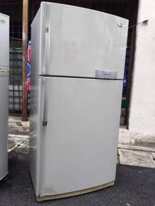 LG 2 doors big fridge Peti Sejuk Ais Refrigerator