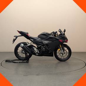 Honda CBR150R