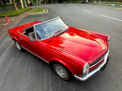 Mercedes Benz 280SL 230SL in Mont Kiara, KUL