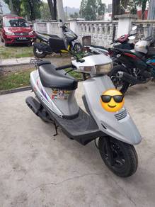 Suzuki V100