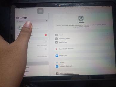 Ipad air 4th gen (as is)