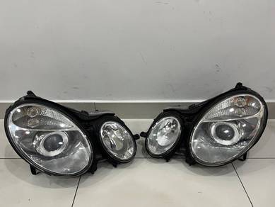 Mercedes w211 head lamp original Germany