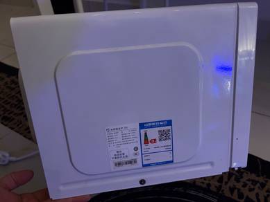 Microwave Urgent sale it’s soo clean