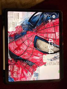 iPad Pro 12.9″ 6th Gen (128GB, Wi-Fi + Cellular