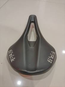 Saddle roadbike FIZIK TEMPO ARGO