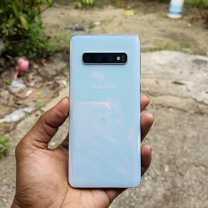 samsung Galaxy s10 8/128gb