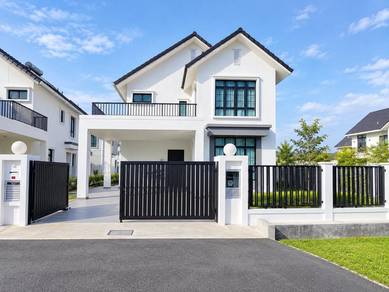 Bungalow House in Ayer Keroh,MLK