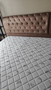 King Size Complete Bed Set (Headboard + Frame + Ma