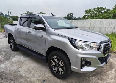Toyota Hilux BLACK EDITION in Pasir Gudang, JHR