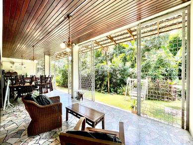 Bungalow House For Sale in Petaling Jaya,SGR