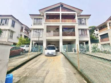 Townhouse For Rent in Saujana Utama,SGR