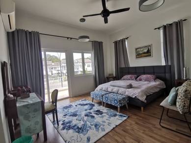 Semi-Detached House For Rent in Ayer Keroh,MLK