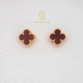 Van Cleef & Arpels Sweet Alhambra Earstuds GA954