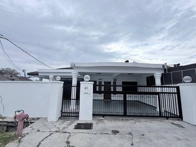 1-storey Terraced House For Sale in Bukit Beruntung,SGR