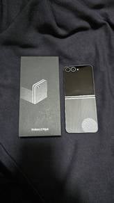 Galaxy ZFlip 6 256gb black