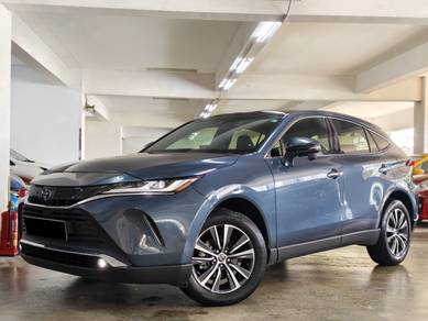 Toyota Harrier LUXURY in Ampang Hilir, KUL