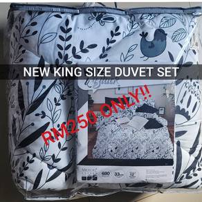 New KING SIZED DUVET SET 