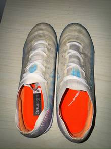 kasut futsal Original Ortuseight