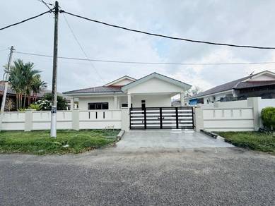 Bungalow House For Sale in Kluang,JHR