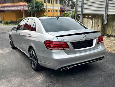 Mercedes Benz E200 200 AVANTGARDE (CKD) in Johor Bahru, JHR