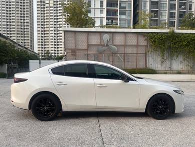 Mazda 3 SEDAN HIGH PLUS SKYACTIV-G (CBU) in Sungai Nibong, PNG