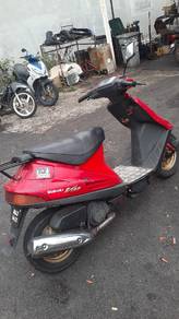 Suzuki AG100