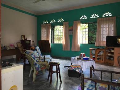 Bungalow House For Sale in Jasin,MLK