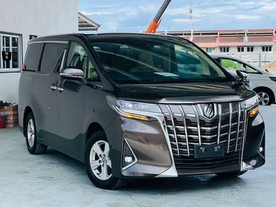 2022 Toyota Alphard X