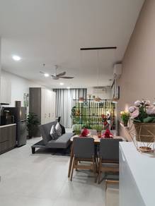 Condominium For Sale in Queensville
