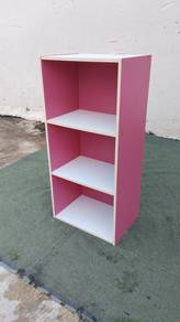 YE39AB Rak Kayu 3 Tier Wooden Rack Pink White