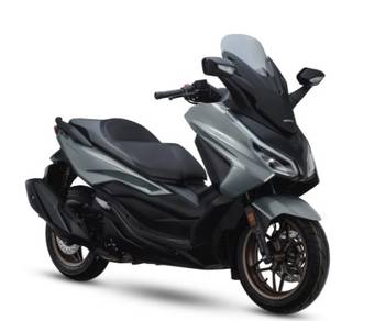 Honda Forza 250