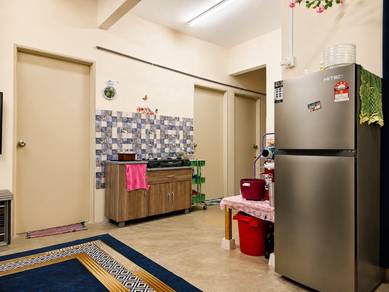 Room in Bukit Minyak, PNG