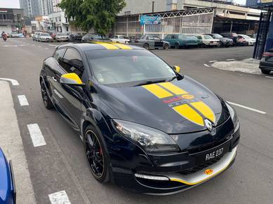 Renault Megane RBR in Sri Hartamas, KUL