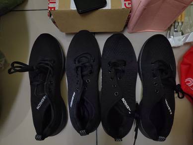 Black Shoe