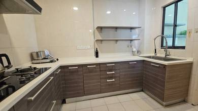 Condominium For Rent in The Peak Vista