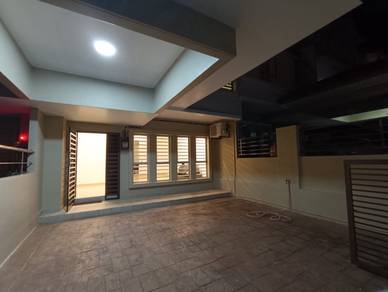 2.5-storey Terraced House For Sale in Sungai Ara,PNG