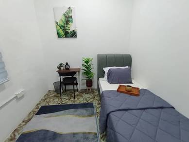 Room in Desa Pandan, KUL