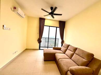Condominium For Rent in Pandan Residence