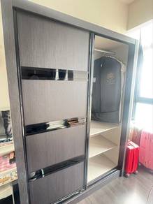 Cabinets 