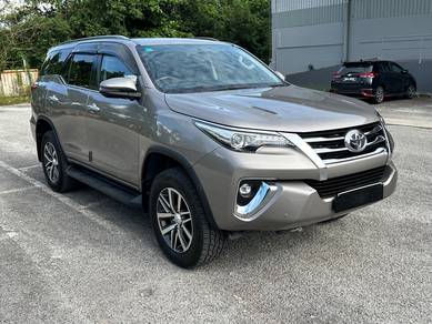 Toyota Fortuner SRZ 4X4 in Johor Bahru, JHR