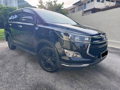 Toyota Innova X in Greenlane, PNG