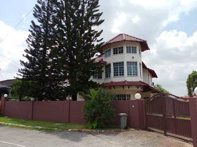 Bungalow House For Sale in Skudai,JHR
