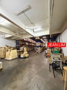 Warehouse / Factory For Rent in Permatang Tinggi,PNG
