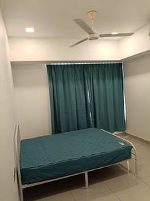 Condominium For Rent in Residence 8