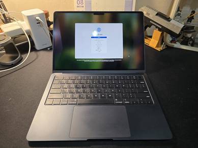 MacBook Air M2 8GB 256GB Battery Health 100%