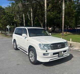 Toyota Land Cruiser HDJ101 in Kuching, SWK