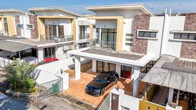 Semi-Detached House For Sale in Semenyih,SGR